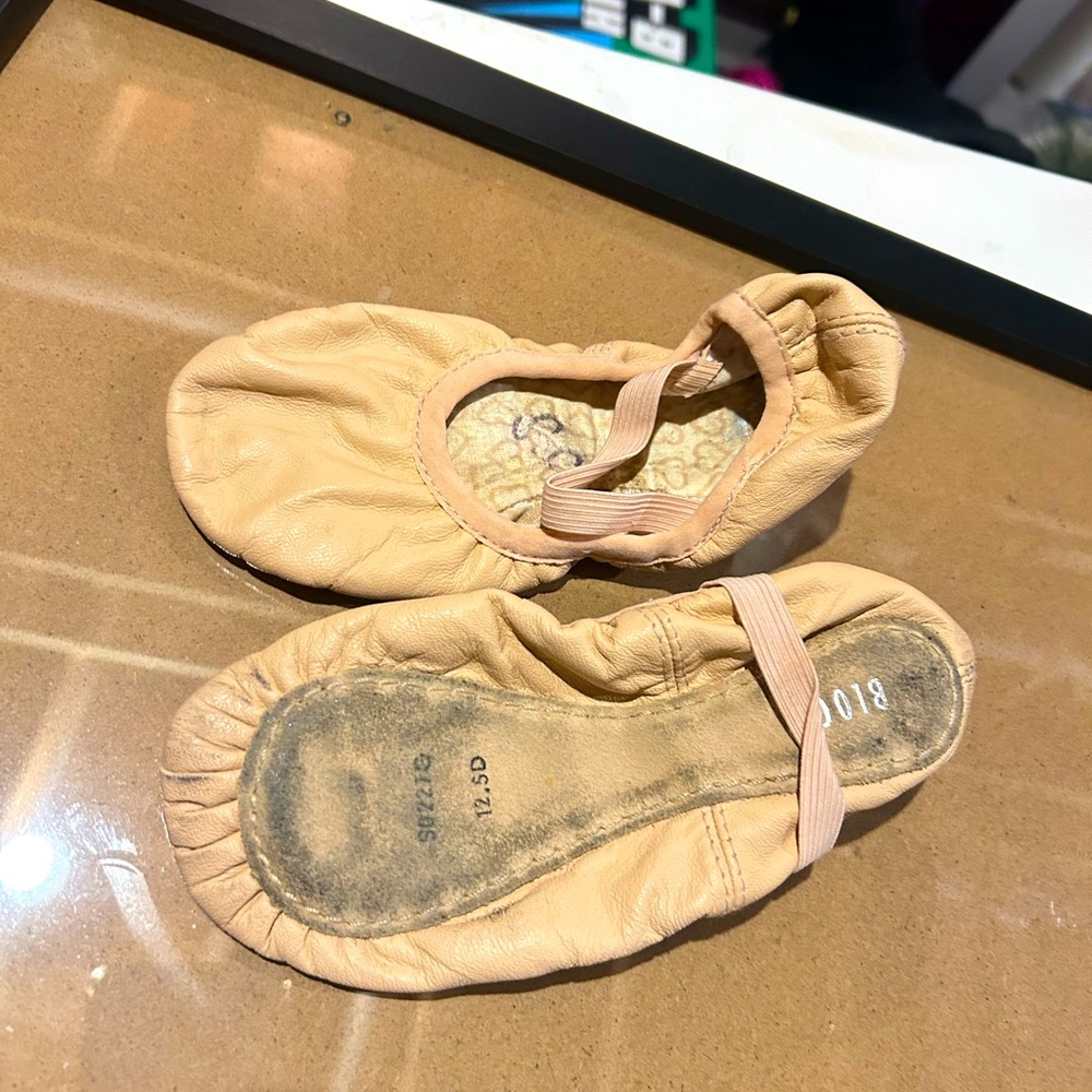 Bloch dance shoes